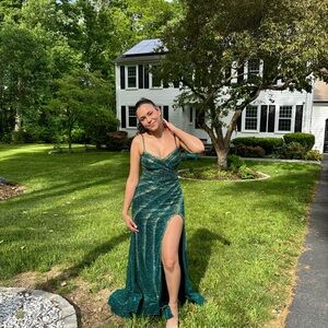 Elegant Green Prom Dress